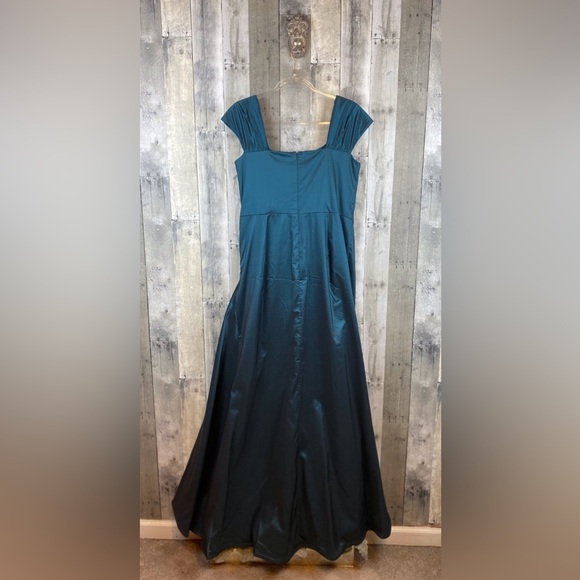 Tadashi Shoji Ruched Trumpet Maxi Gown in Teal Green Size 16 Plus. - Picture 5 of 13